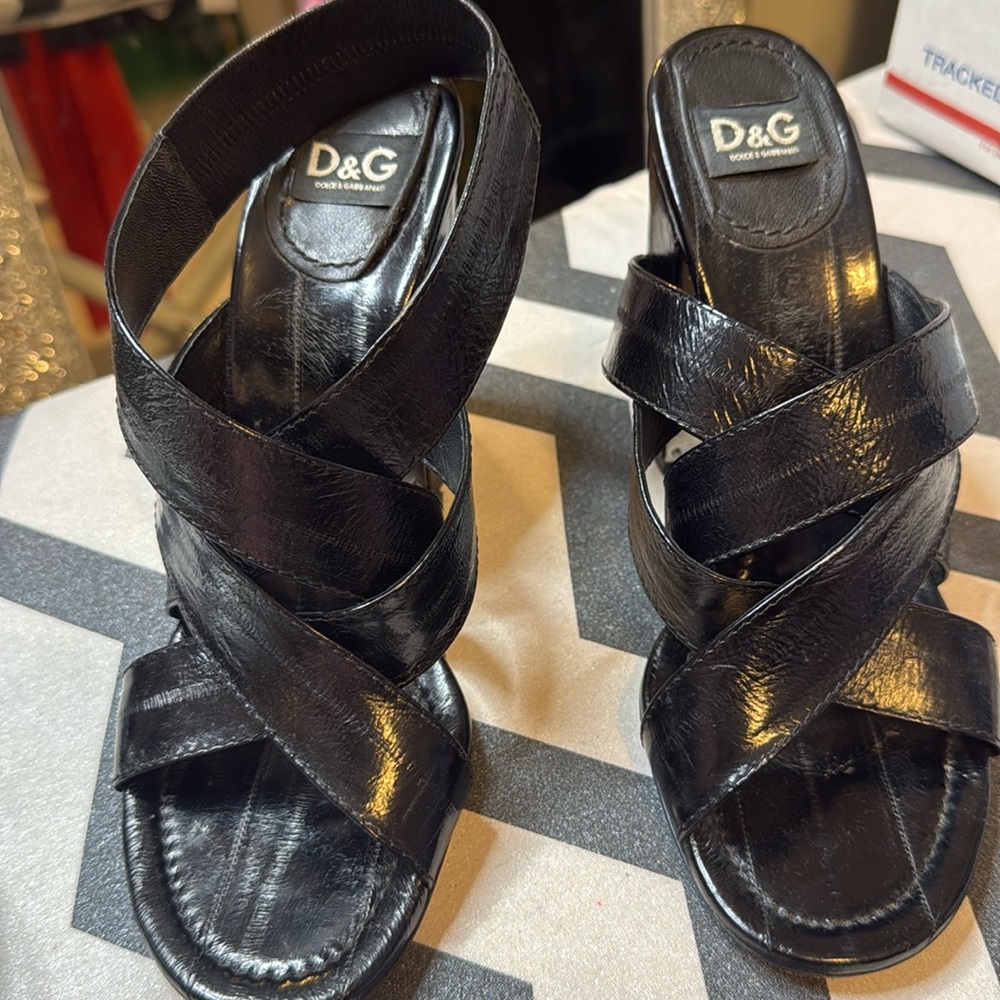 D&G Black Eel skin Leather Block Heels 39 8.5